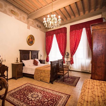 All'Ombra Della Torre Only Rooms Сиена Экстерьер фото