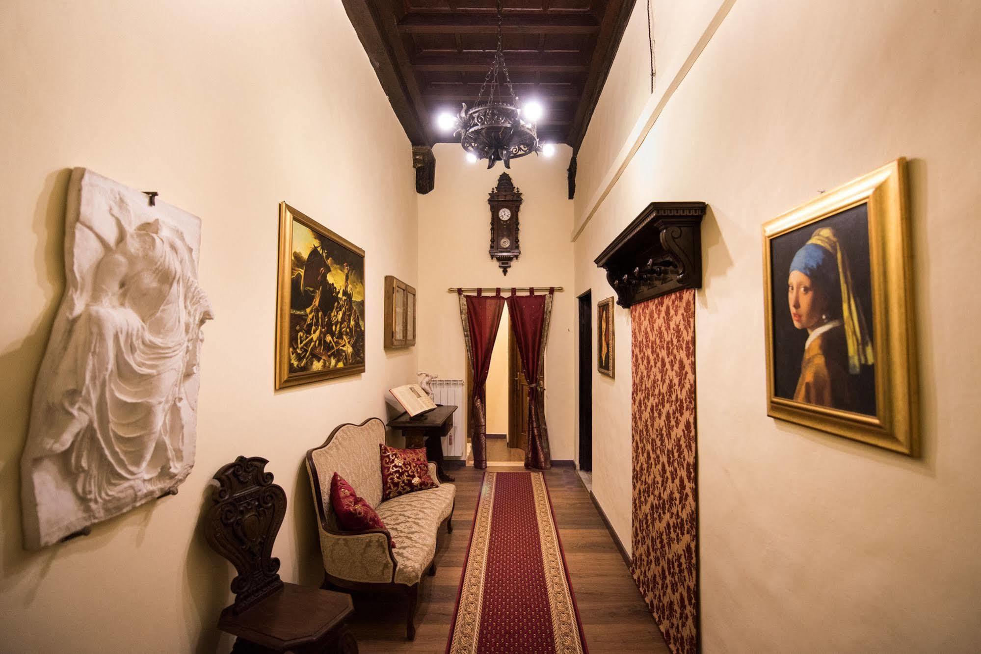 All'Ombra Della Torre Only Rooms Сиена Экстерьер фото